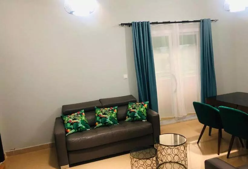 Human Hotel Ivato