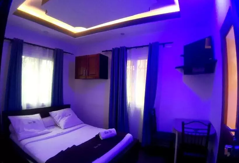 Human Hotel Ivato
