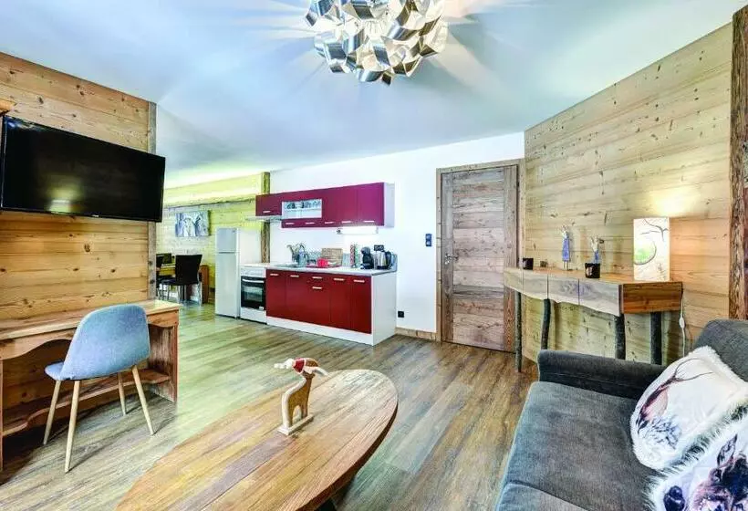 ペンション La Ferme De Belline Chalets Ou Gîtes & Spa