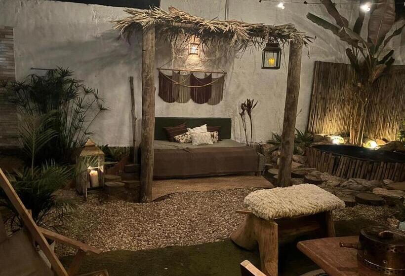 پانسیون Pousada Econois