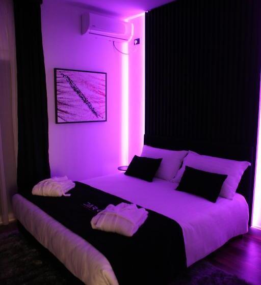 هتل Dark Boutique