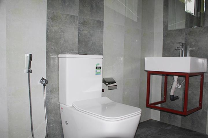 هتل Lake Sewendra