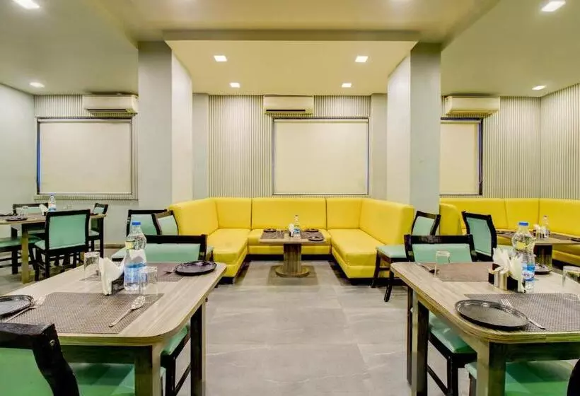 Hotelli Treebo Premium Brijinn