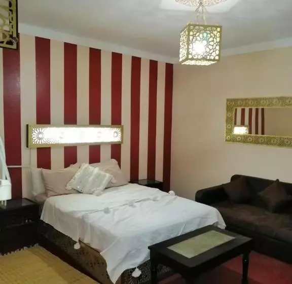 Hotelli Villa Darga Rouge