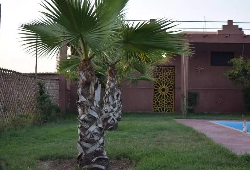 Hotelli Villa Darga Rouge