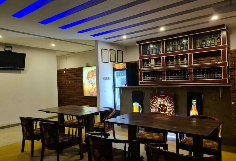 Pensão Cafe And Pub By Yasuri