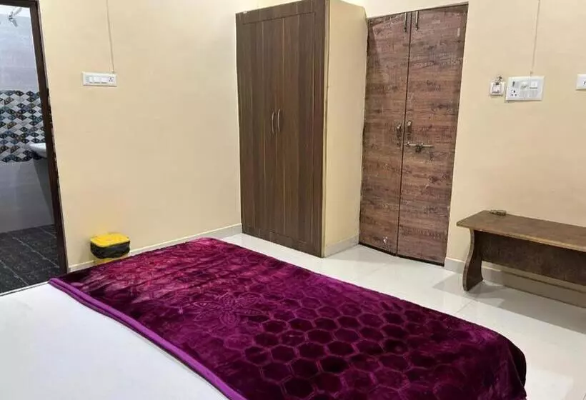 پانسیون Lotus Paying Guest House