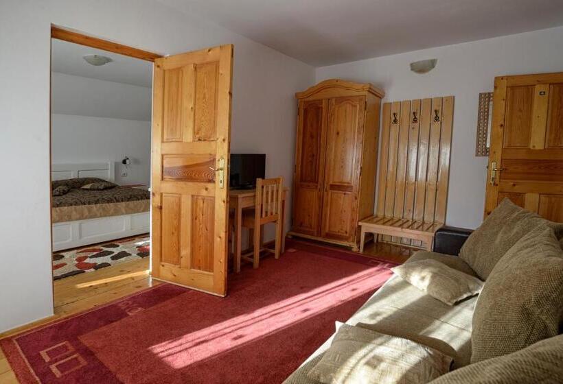 Pensiunea Casa Elvira