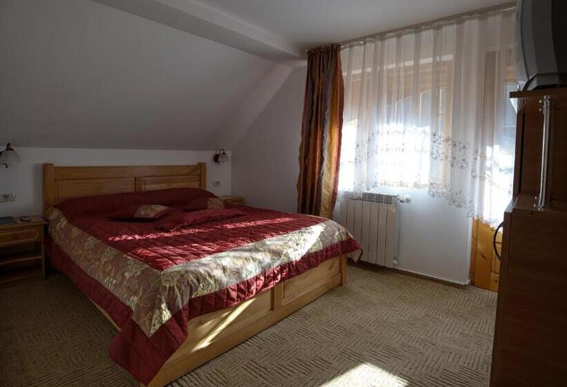 Pensiunea Casa Elvira