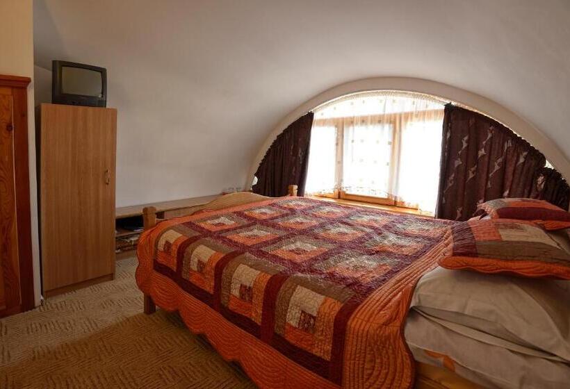 Pensiunea Casa Elvira