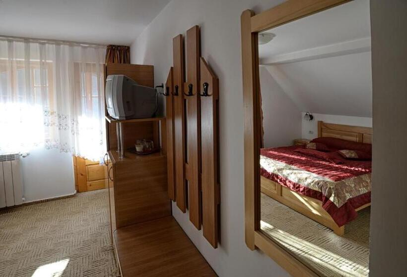 Pensiunea Casa Elvira