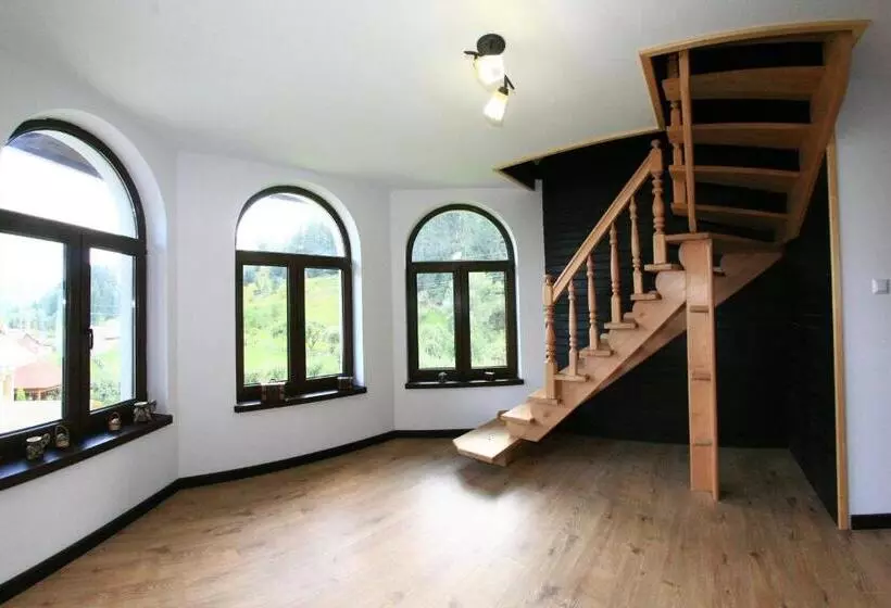 Pensiunea Casa Elvira