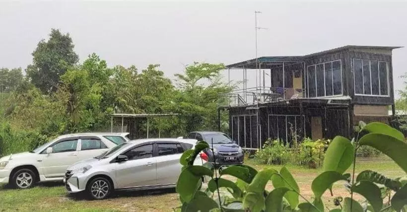 Retkeilymaja Hasina Resort@sedili