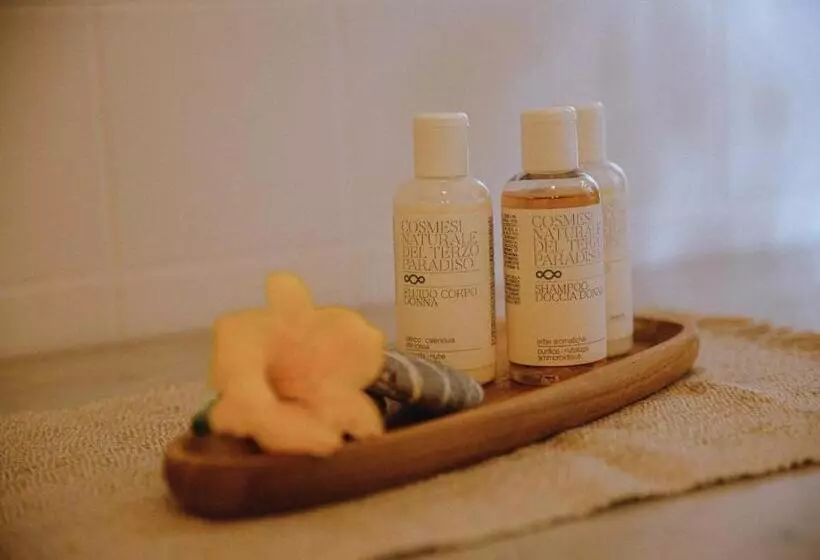 Retkeilymaja La Foresteria Di Villa Piazzo