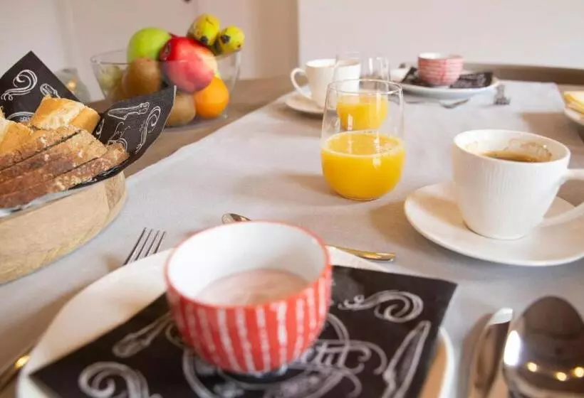 Aamiaismajoitus (B&B) A Coque Line