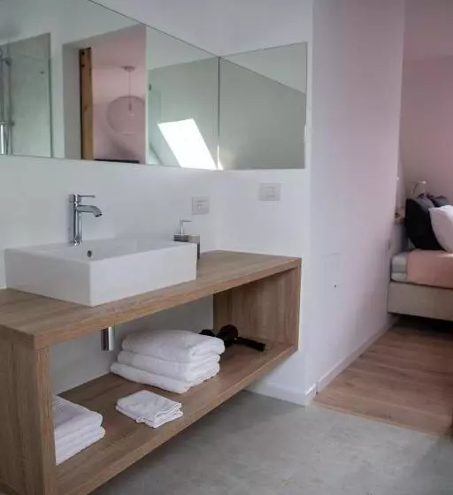 Aamiaismajoitus (B&B) A Coque Line