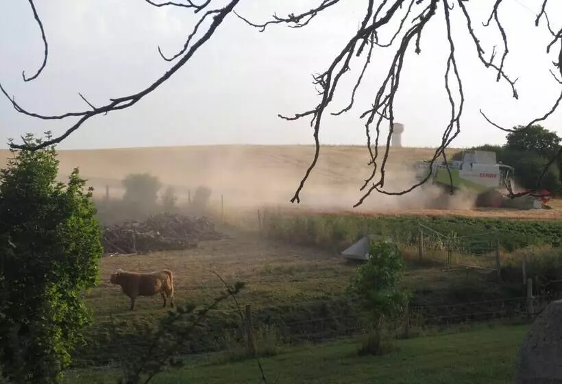 Aamiaismajoitus (B&B) Ferme De Bellevue