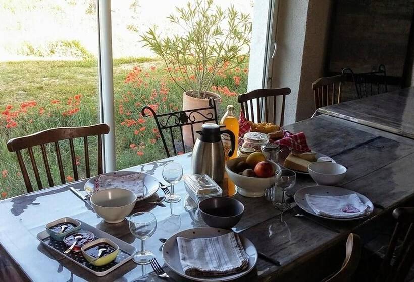 مبيت وإفطار Ferme De Bellevue