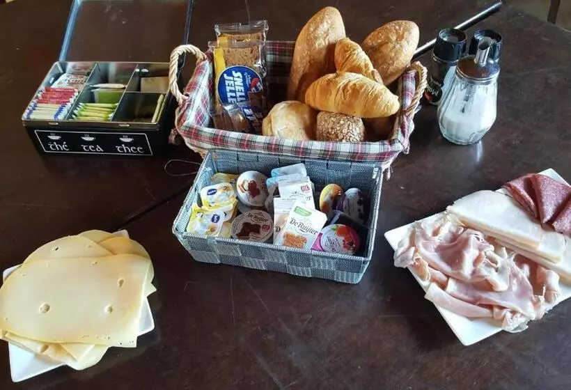 Aamiaismajoitus (B&B) Het Zwanennest