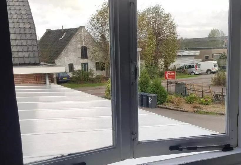 Aamiaismajoitus (B&B) Het Zwanennest