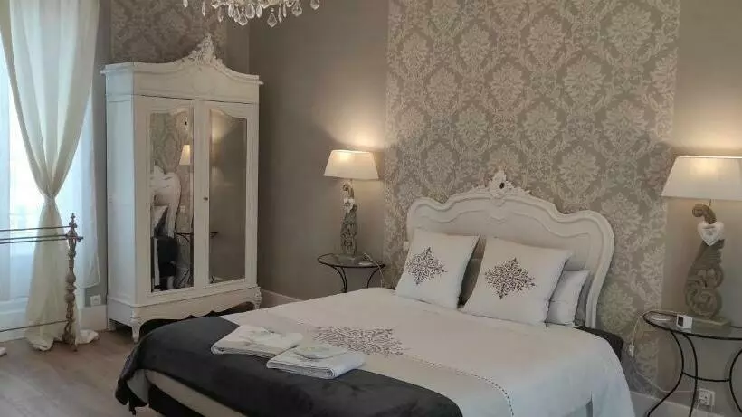 Aamiaismajoitus (B&B) La Clef Dort