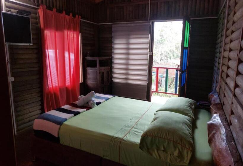 Bed & Breakfast Las Cabañas Del Escobo Cabaña Tucán