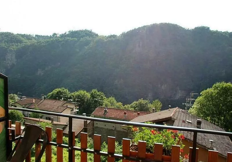 Aamiaismajoitus (B&B) R&b Tana Delle Fate