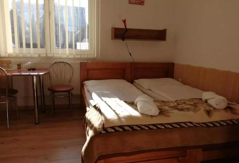 Majatalo Guest House Kovalik