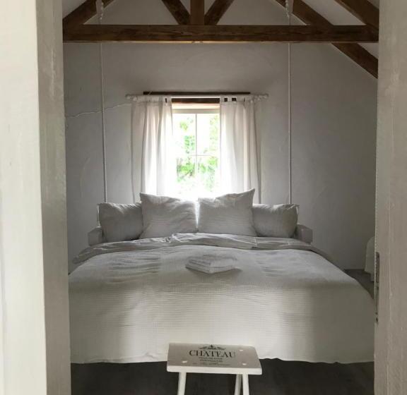 ペンション Vinný Tunel