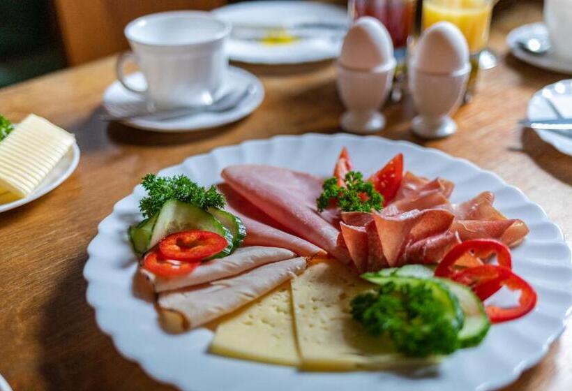 Pension Und Gaststätte Zur Knappenschänke