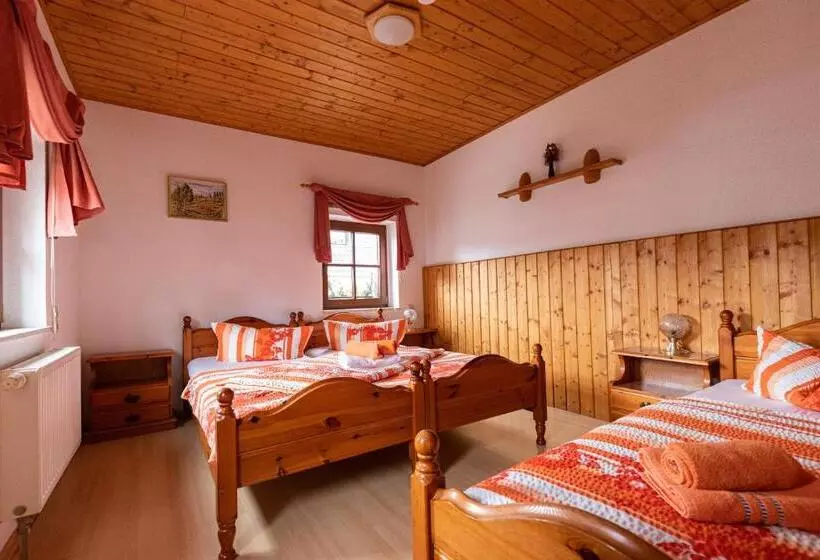 Pension Und Gaststätte Zur Knappenschänke