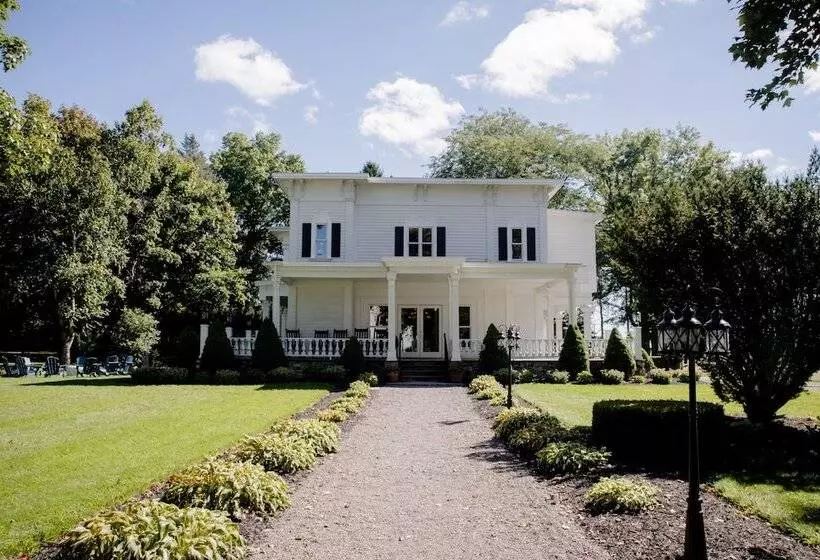 Retkeilymaja John Joseph Inn