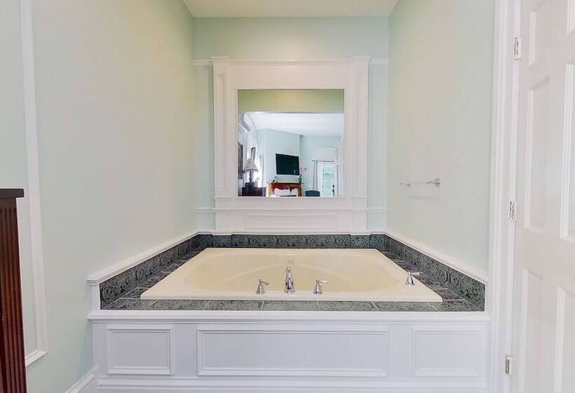 הוסטל John Joseph Inn