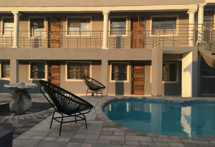 Asante’s Guest House