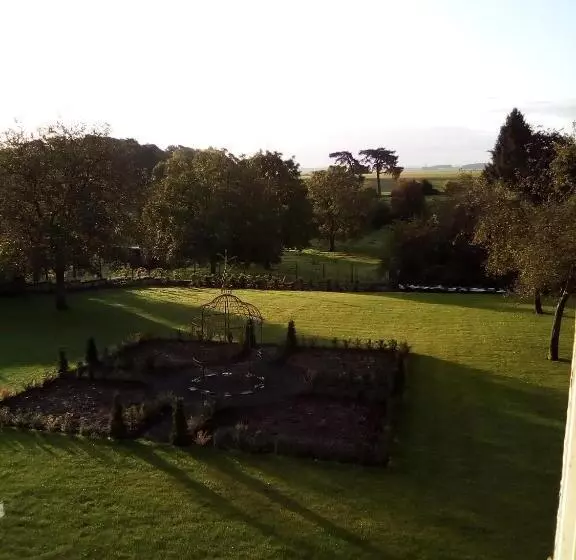 ベッドアンドブレックファースト Charme D Antan