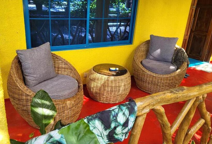 Hotel Apo Diver Beach Resort