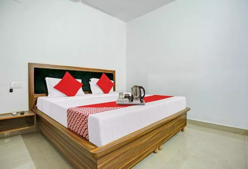 Flagship Hotel Hc Punjab Inn