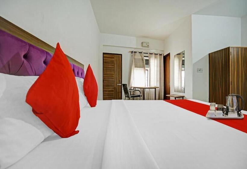 Flagship Hotel Hc Punjab Inn