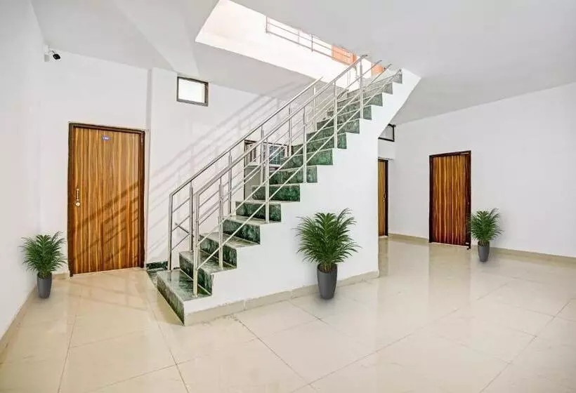 Flagship Hotel Hc Punjab Inn