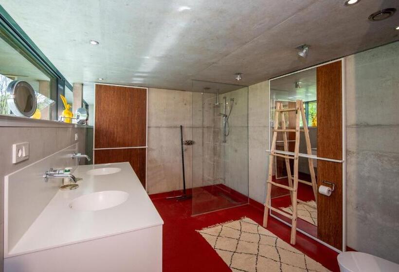 Отель Fort Vurig