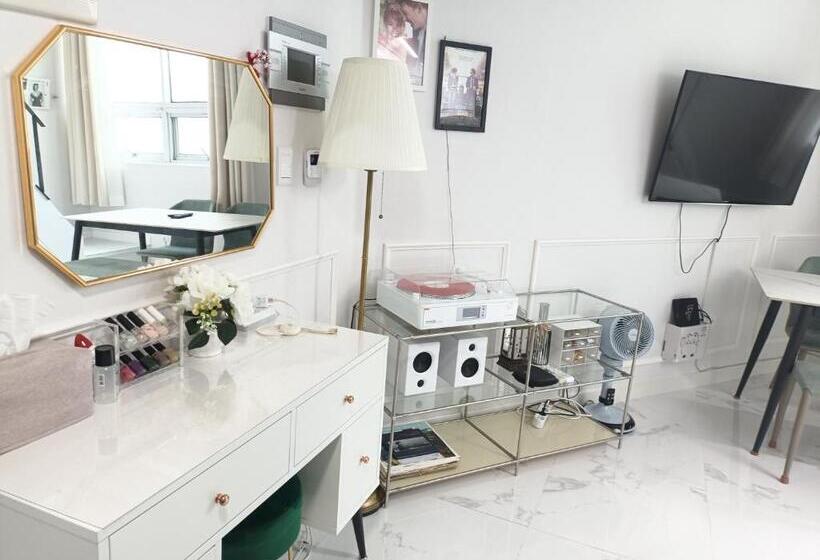 Pension Blooming Guest House