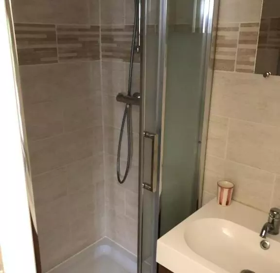 ペンション Le Manoir Des Bréholles