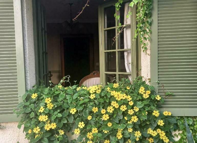 ペンション Les Insolites