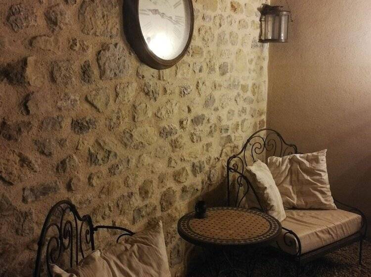 Пансион Mas En Baronnies Provençales