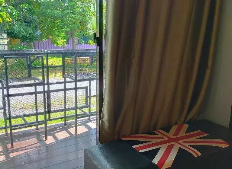 Majatalo Smile Box Coffee & Resort