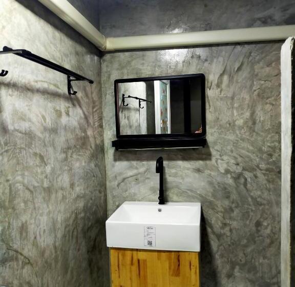 פנסיון Smile Box Coffee & Resort