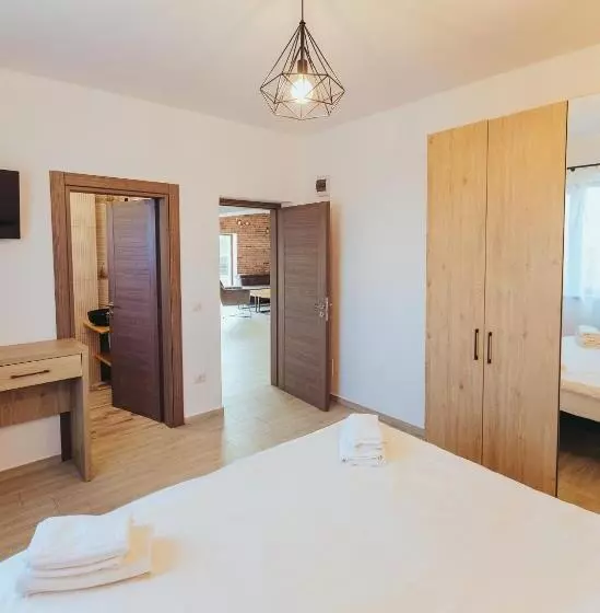 Pensiunea Căsuța Cu Stuf