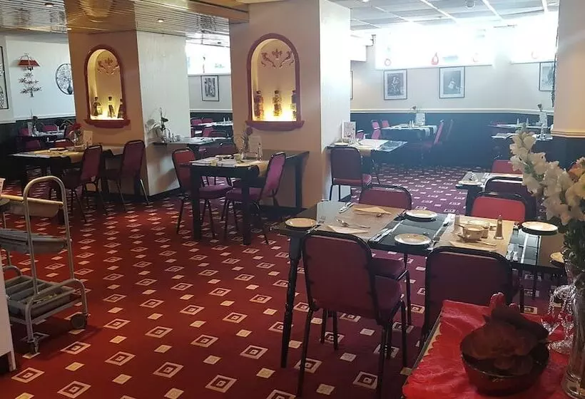 민박 The Blenheim Mount