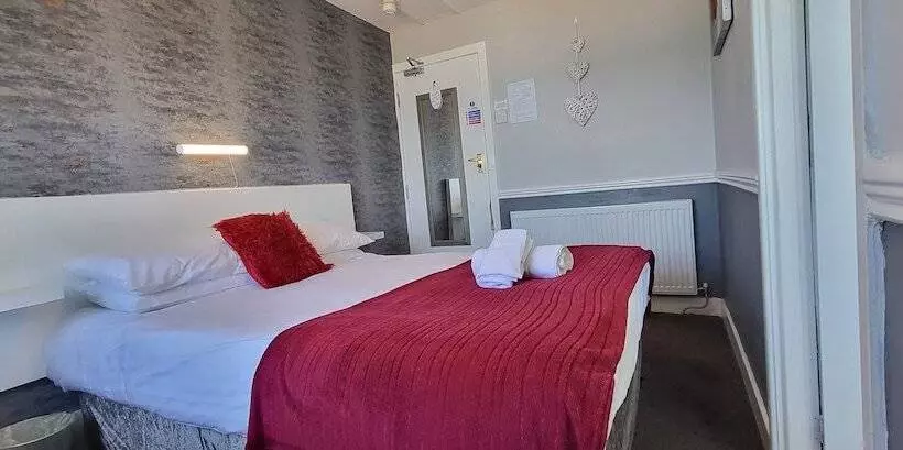 민박 The Blenheim Mount