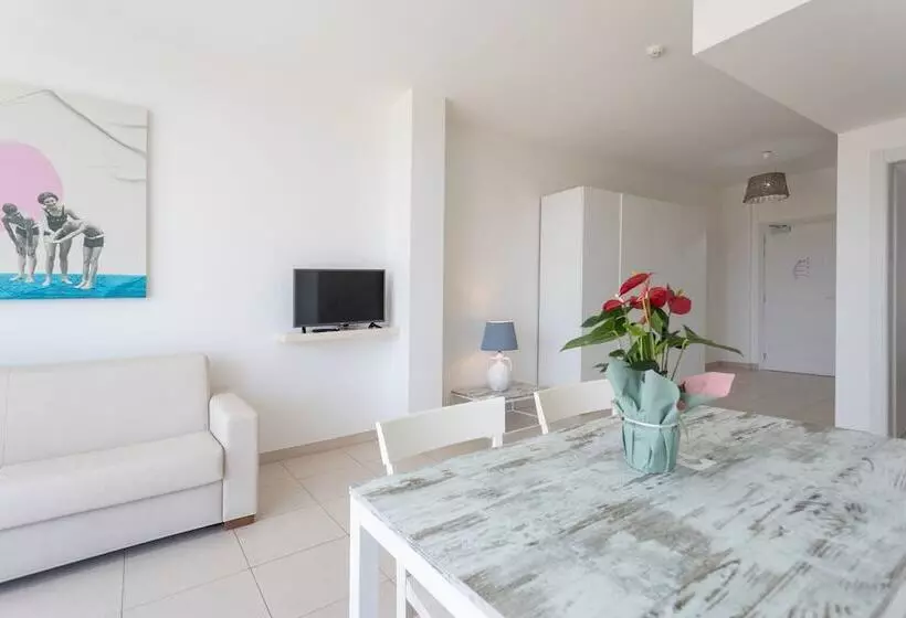 酒店 19 Summer Suites